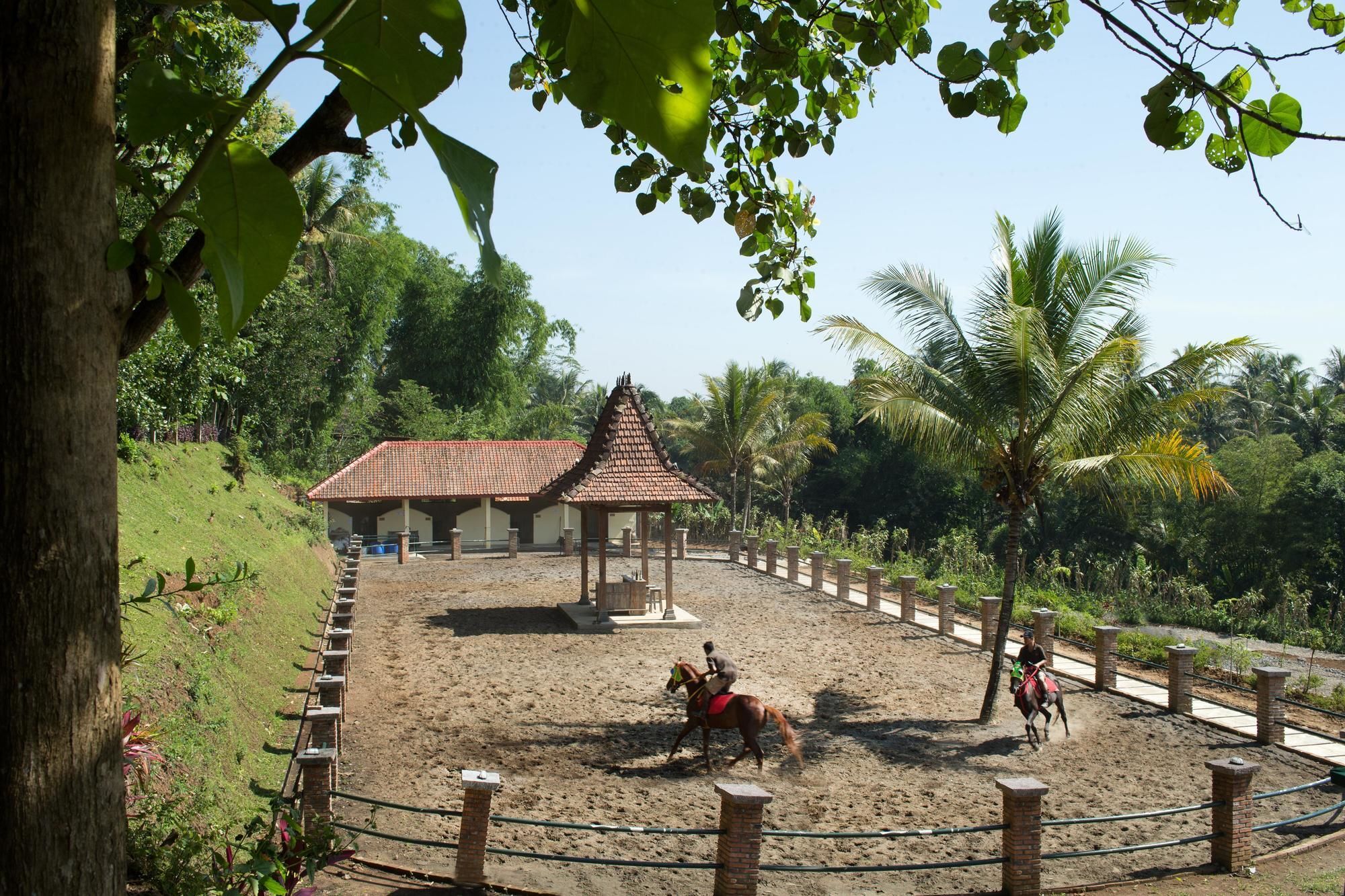 Plataran Borobudur Magelang Luaran gambar